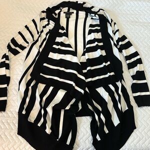 BCBGMAXAZRIA black and white sweater